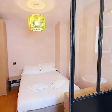 Jeux Neuf Apartment Paris